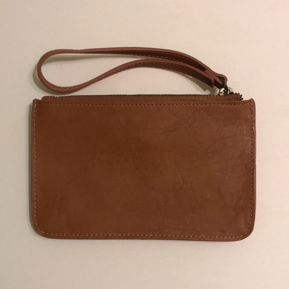 Never Used! Universal Thread Wristlet - image 2